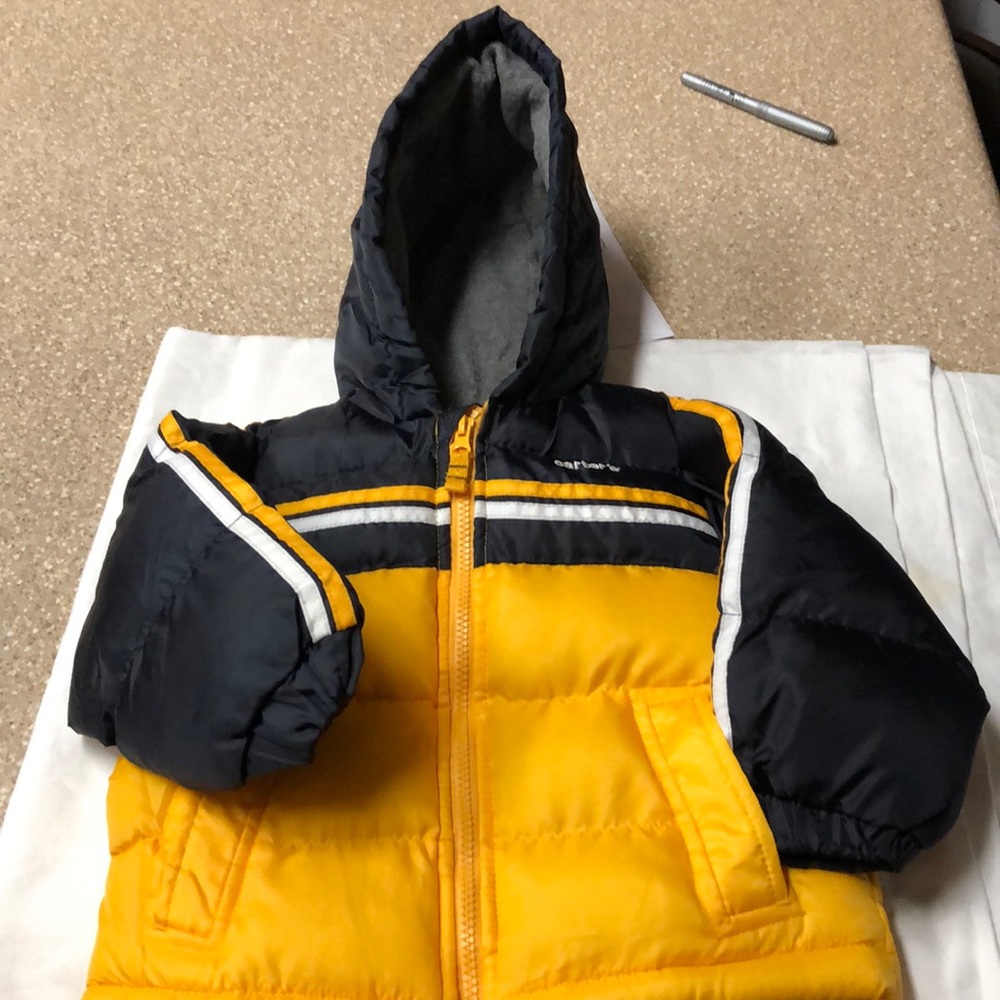 NEW CARTERS JACKET.   (22)